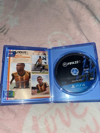 GTA V y FIFA 22 PS4