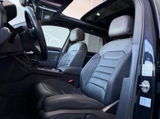 Volkswagen Touareg R 462CV HYBRID
