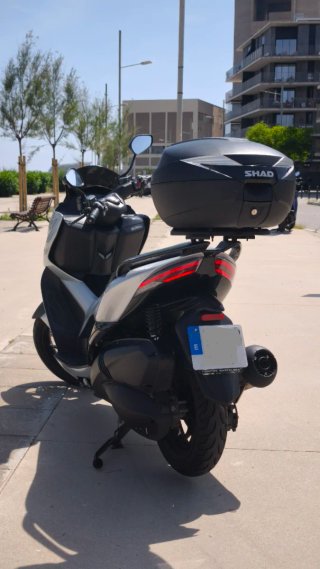Zontes 125D Maxi Scooter Plata/Negro