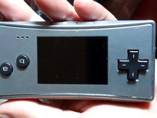 Nintendo Game Boy Micro + Pokémon Smeraldo + Rayman + custodie