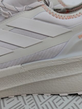 ADIDAS ULTRABOOST 5 GORE-TEX T-46 2/3
