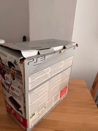 PS3 Slim 320GB + Mando + Caja + 7 Juegos