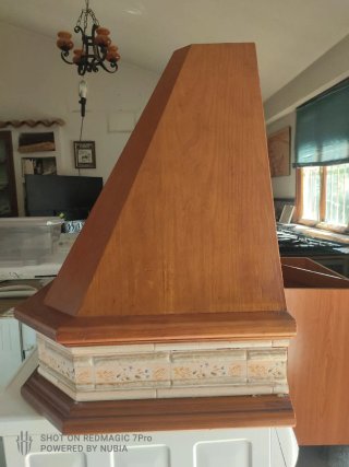 Campana Cocina Rústica Madera y Cerámica.