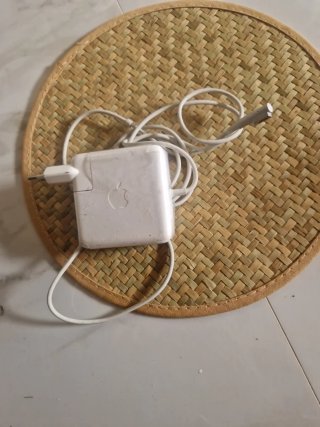 Adaptador de corriente Apple