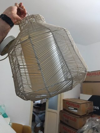 Lámpara de techo tejida beige, Banak Importa.
