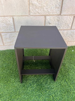 Mesa auxiliar metal Zara Home negra