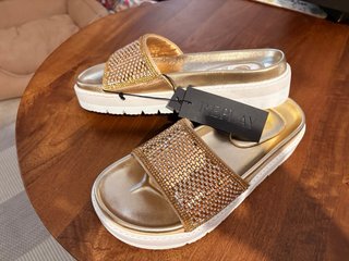 Sandalias Replay Doradas Brillantes