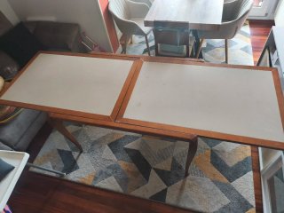 Mesa comedor extensible de madera y mármol