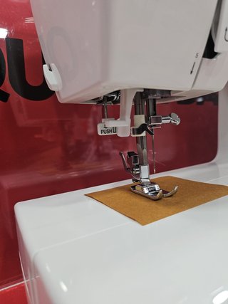 Maquina de Coser Singer Tradition 2282, Nueva.