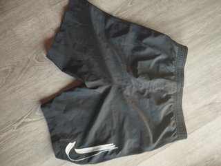 Conjunto Nike niño rojo talla 147-158 cm