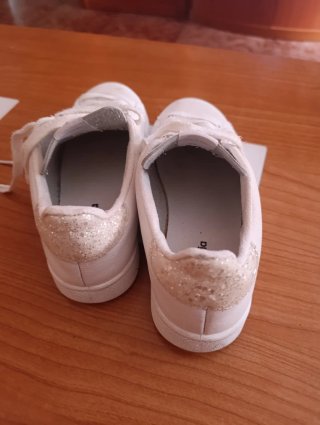 Deportivas Victoria niña talla 36