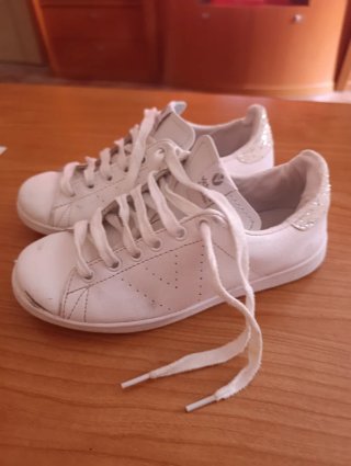 Deportivas Victoria niña talla 36