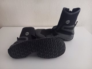 Botas de neopreno talla 7 (40)