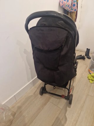 Carrito Bebé Maclaren Negro, modelo Atom
