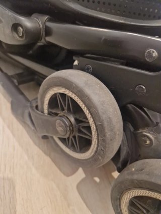 Carrito Bebé Maclaren Negro, modelo Atom
