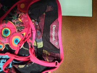 Camiseta Desigual Negra Multicolor