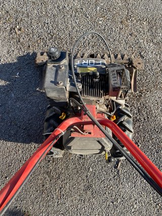 Motosegadora de peine