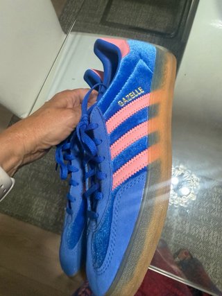 Zapatillas Adidas Gazelle sin estrenar