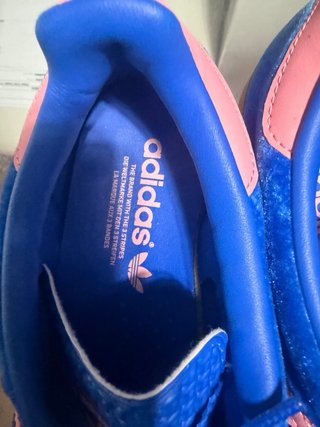 Zapatillas Adidas Gazelle sin estrenar