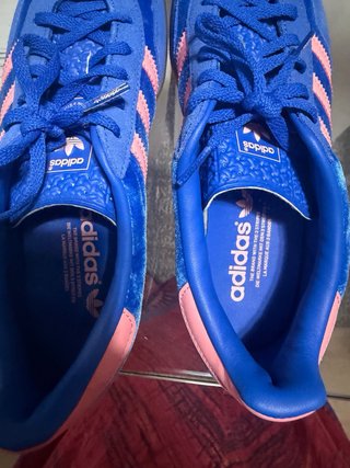 Zapatillas Adidas Gazelle sin estrenar