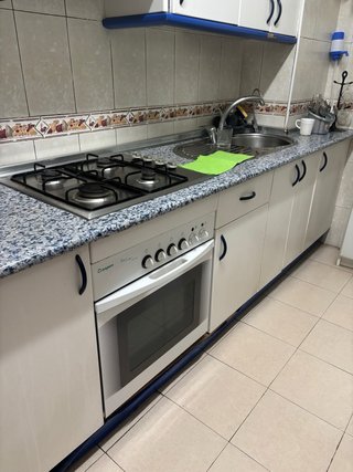 Cocina completa azul y blanca
