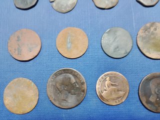 Lote de monedas antiguas