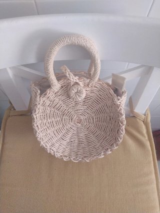 Cuatro bolsos,uno de ellos sin estrenar ideal.