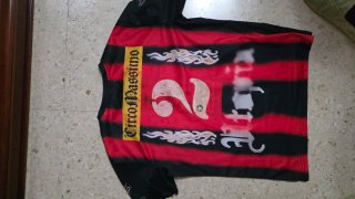 Camiseta Fútbol Negra y Roja Talla XL