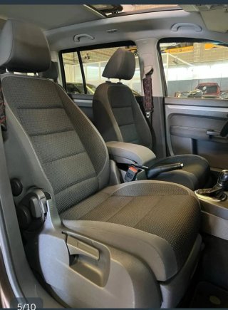 Volkswagen Touran 2011