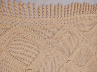 Colcha Crochet Beige Hecha a Mano