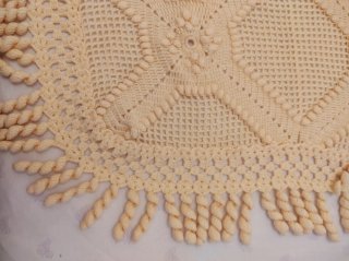 Colcha Crochet Beige Hecha a Mano