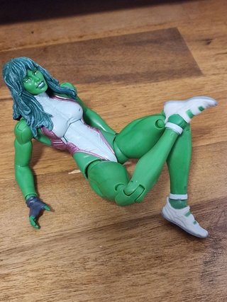 She-Hulk Marvel Legends Clásica