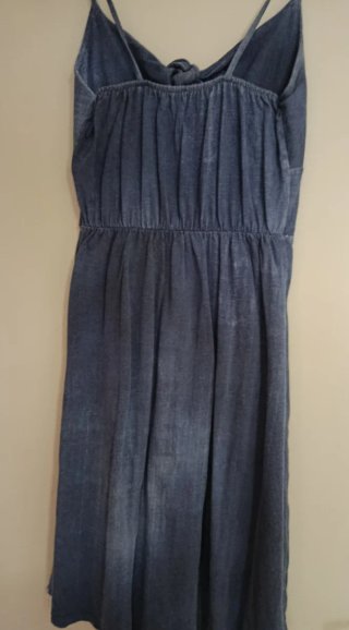 Vestido vaquero con botones