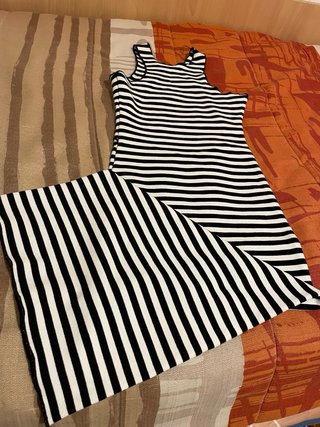 Vestido largo rayas blanco y negro