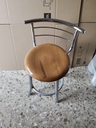 Pareja de taburetes madera y metal