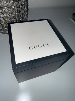 Reloj Gucci Dive Negro y Verde