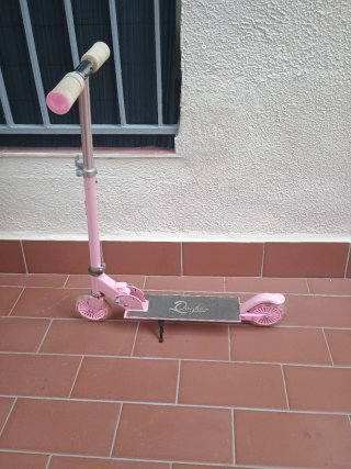 Patín infantil rosa con luces ruedas