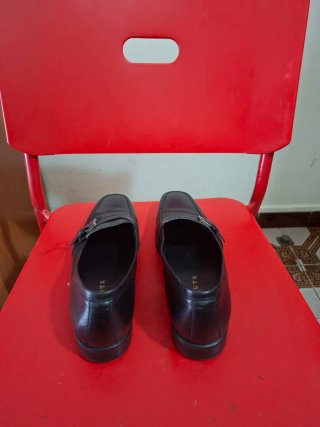 Mocasines Farrutx Negros con Hebilla
