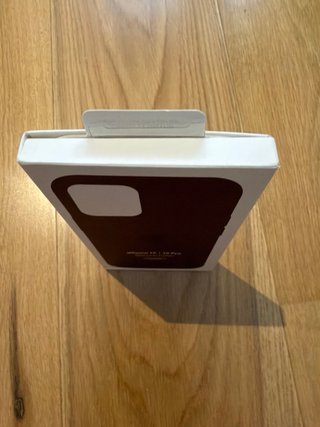 Custodia iPhone 12/12 Pro Garnet MagSafe Apple