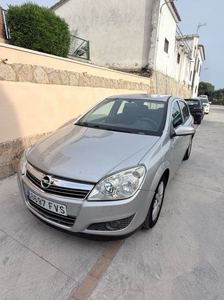 Opel Astra 2009