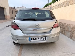 Opel Astra 2009