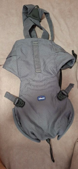 Mochila Portabebés Chicco Gris