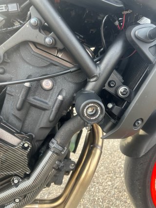 Yamaha MT-07 A2 Negra y Roja
