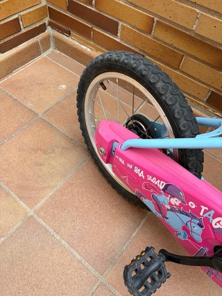 Bicicleta infantil Btwin azul y rosa