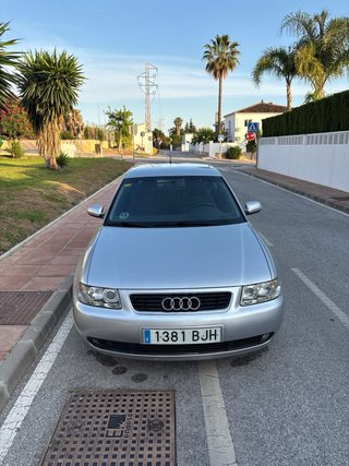 Audi A3 1.6 FSI 103CV