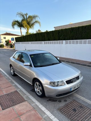 Audi A3 1.6 FSI 103CV