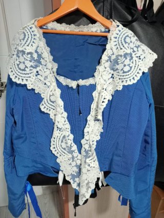 Traje Fallera Niña Grande Azul y Dorado