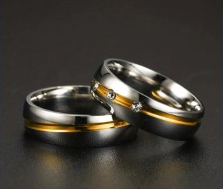 Anillos Acero Dorado y Circonitas (2 uds)