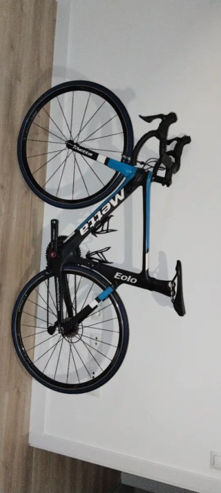 Bici da strada in carbonio Metta Eolo
