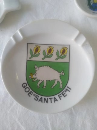 3 Ceniceros de cerámica con escudos